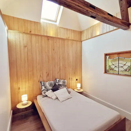 Maison Vanier - Duplex - Centre-ville - Mon Groom * טרואה