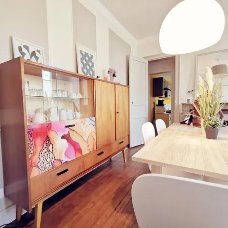 Maison Vanier - Duplex - Centre-ville - Mon Groom * טרואה