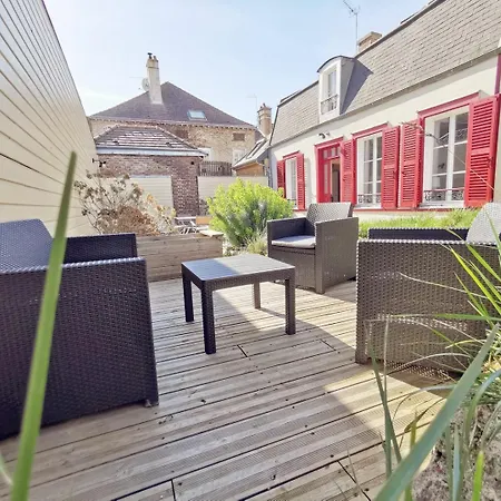 Holiday home Maison Vanier - Duplex - Centre-ville - Mon Groom *