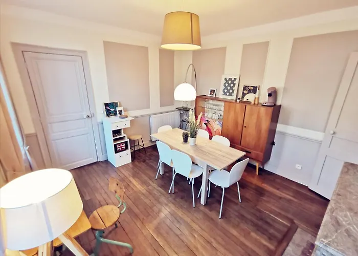 Maison Vanier - Duplex - Centre-ville - Mon Groom Casa de Férias Troyes