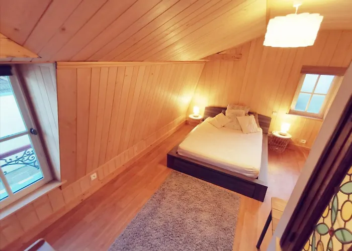 Maison Vanier - Duplex - Centre-ville - Mon Groom Casa de Férias *