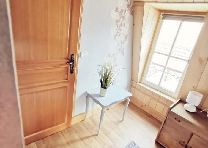 Casa de Férias Maison Vanier - Duplex - Centre-ville - Mon Groom