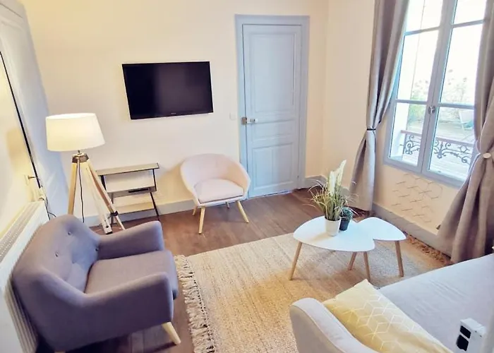 Maison Vanier - Duplex - Centre-ville - Mon Groom *