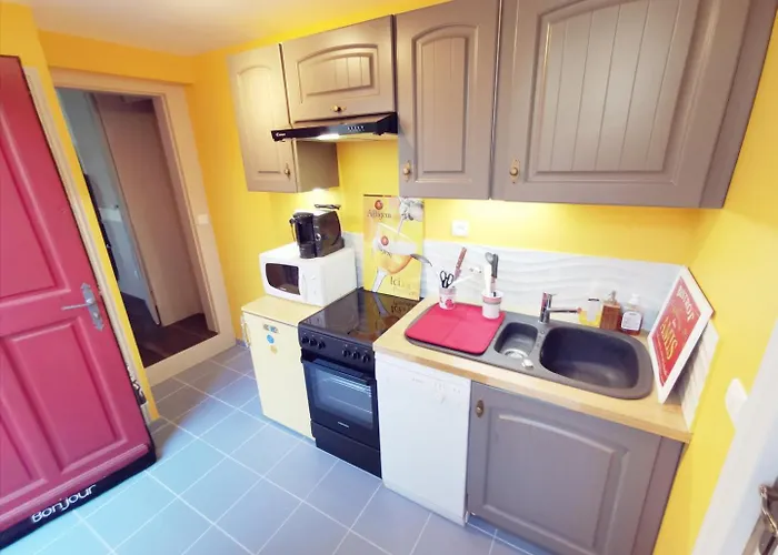 Maison Vanier - Duplex - Centre-ville - Mon Groom *